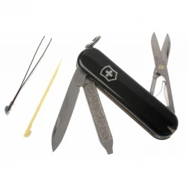 Ніж Victorinox Classic SD with Case