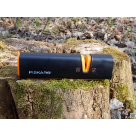 Точило Fiskars Xsharp