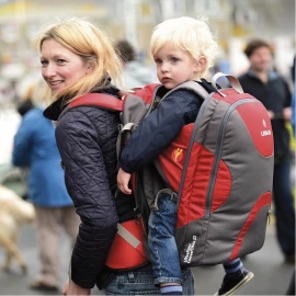 Рюкзак для перенесення дитини Little Life Traveller S3