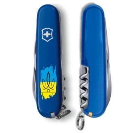 Ніж Victorinox Spartan Ukraine 91мм Тризуб фігурний на фоні прапору