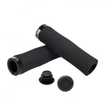 Грипсы Green Cycle GGR-414 130mm вспененная резина, эргономичные, с одним черным замком