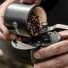 Ручная кофемолка Petromax Manual Coffee Grinder
