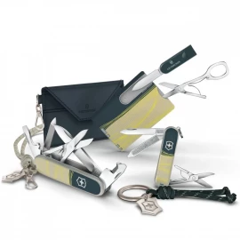 Ніж Victorinox Companion