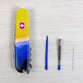 Нож Victorinox Camper Ukraine Print