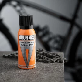 Мастило для догляду за карбоном Brunox Carbon Care 120 ml