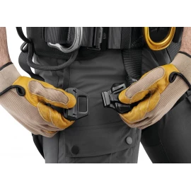 Страхувальна система Petzl Astro Int