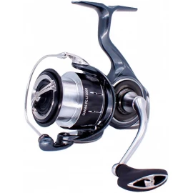 Котушка Daiwa 24 Luvias PC LT 3000