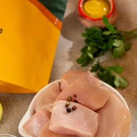 Рис SubliMate з куркою, фруктами та яйцем