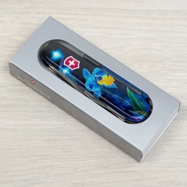 Ніж Victorinox Camper Design Mat