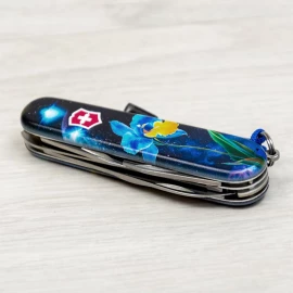 Ніж Victorinox Camper Design Mat