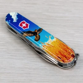 Нож Victorinox Climber Ukraine Gloss