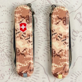 Ніж Victorinox Classic SD Colors Army Mat