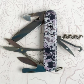 Ніж Victorinox Climber Army 