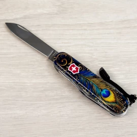 Ніж Victorinox Huntsman Design Gloss