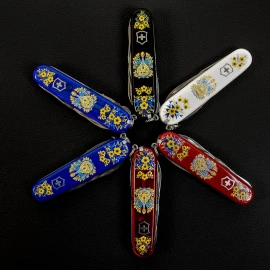 Ніж Victorinox Huntsman Ukraіne Українські мотиви