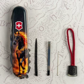 Ніж Victorinox Huntsman Zodiac Кінь