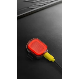 Мигалка задня Moon Orion Sense 50 лм, USB Type-C